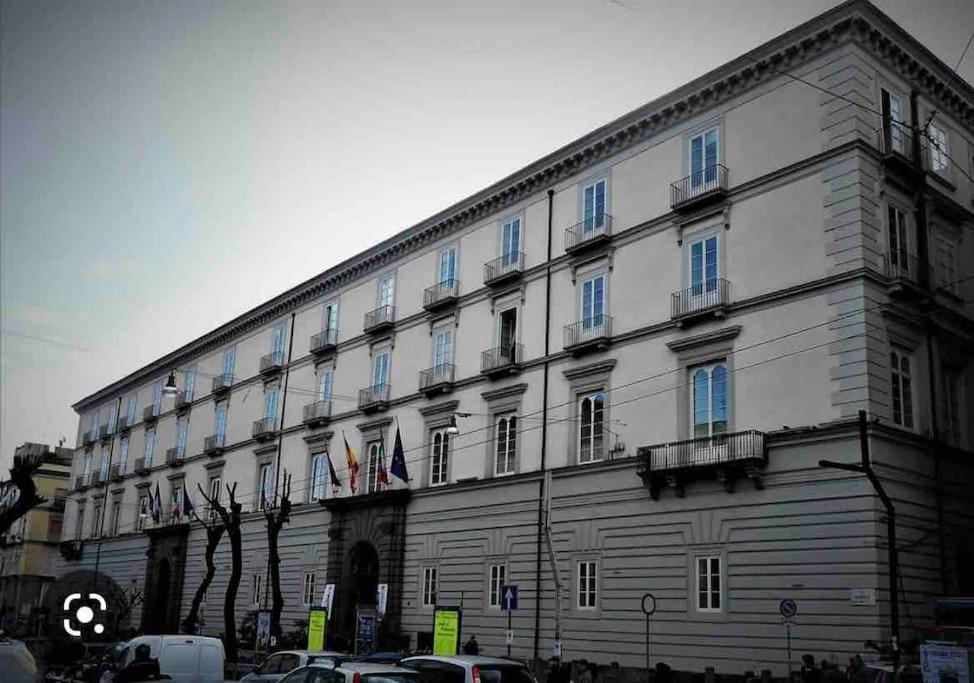 Emyesabi Nápoles Exterior foto